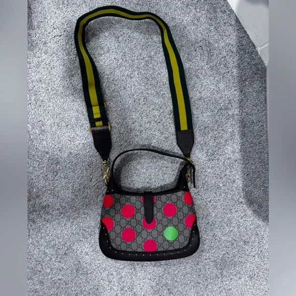 Gucci Geometric GG Supreme Canvas Jackie 1961 Small Studded Shoulder Bag - Picture 5 of 16